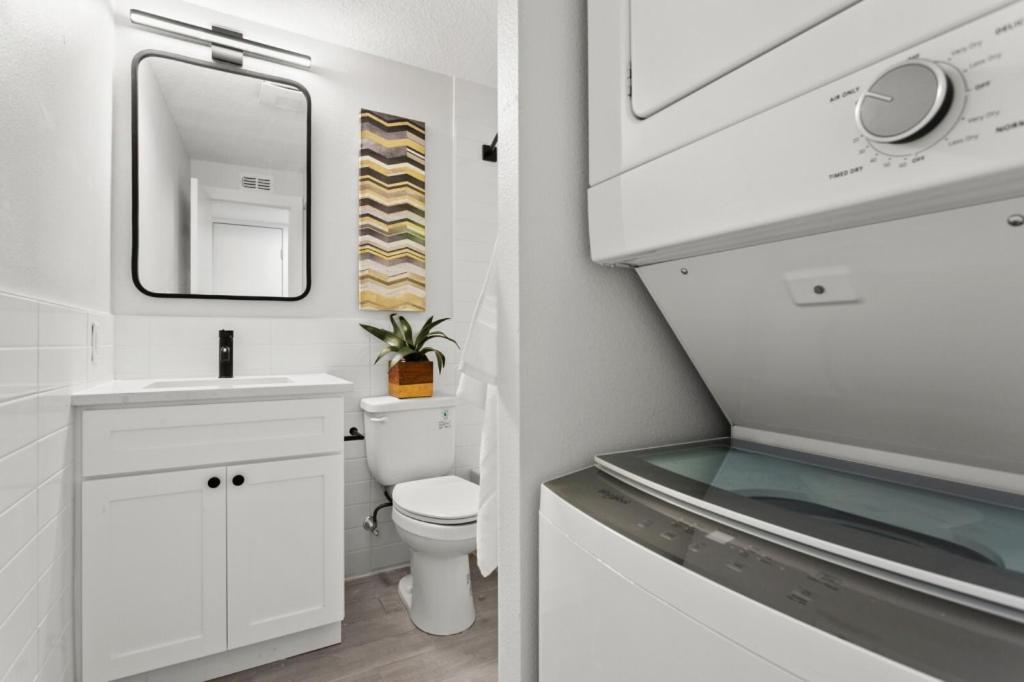 טאמפה University Serenity Suites מראה חיצוני תמונה