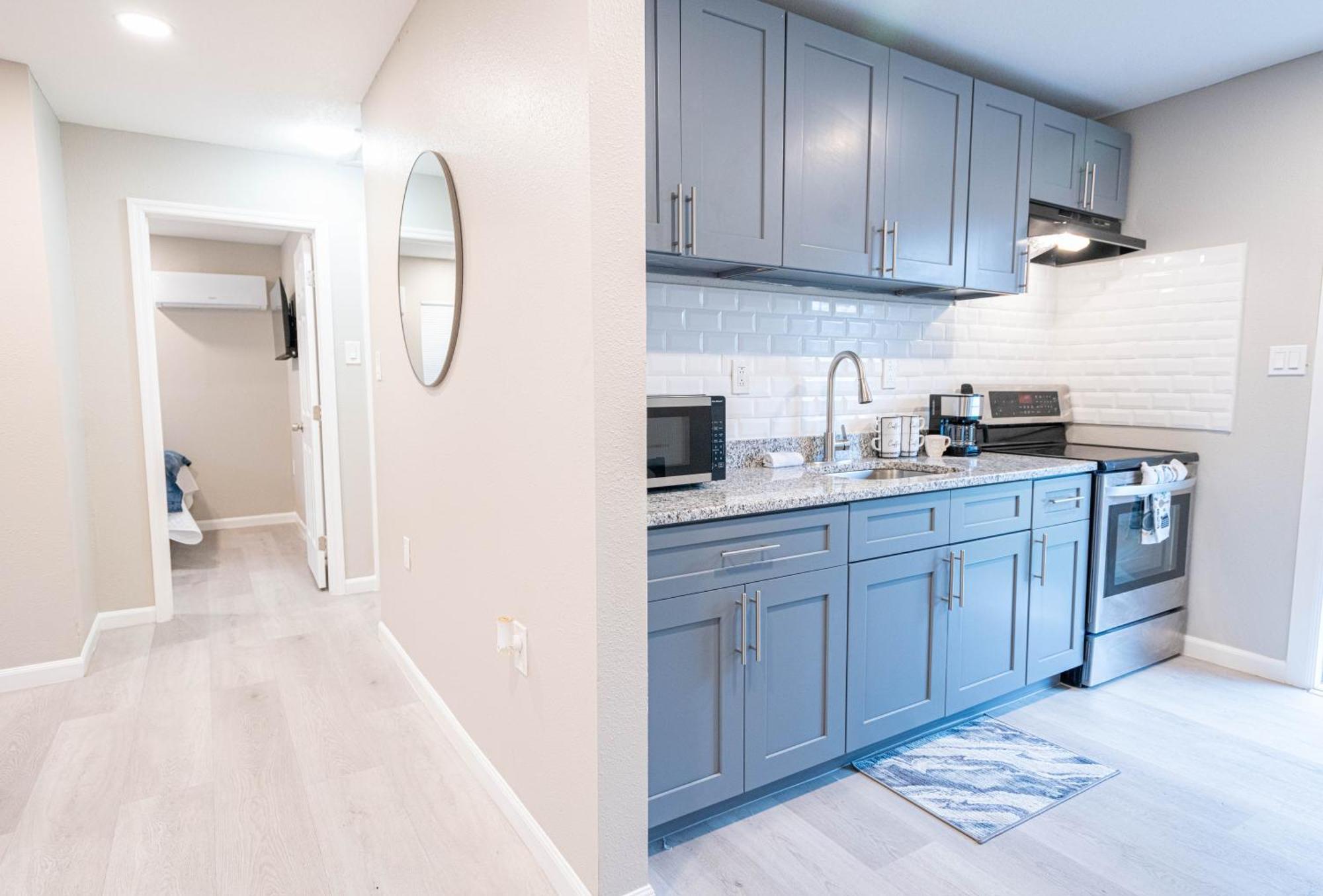 טאמפה University Serenity Suites מראה חיצוני תמונה